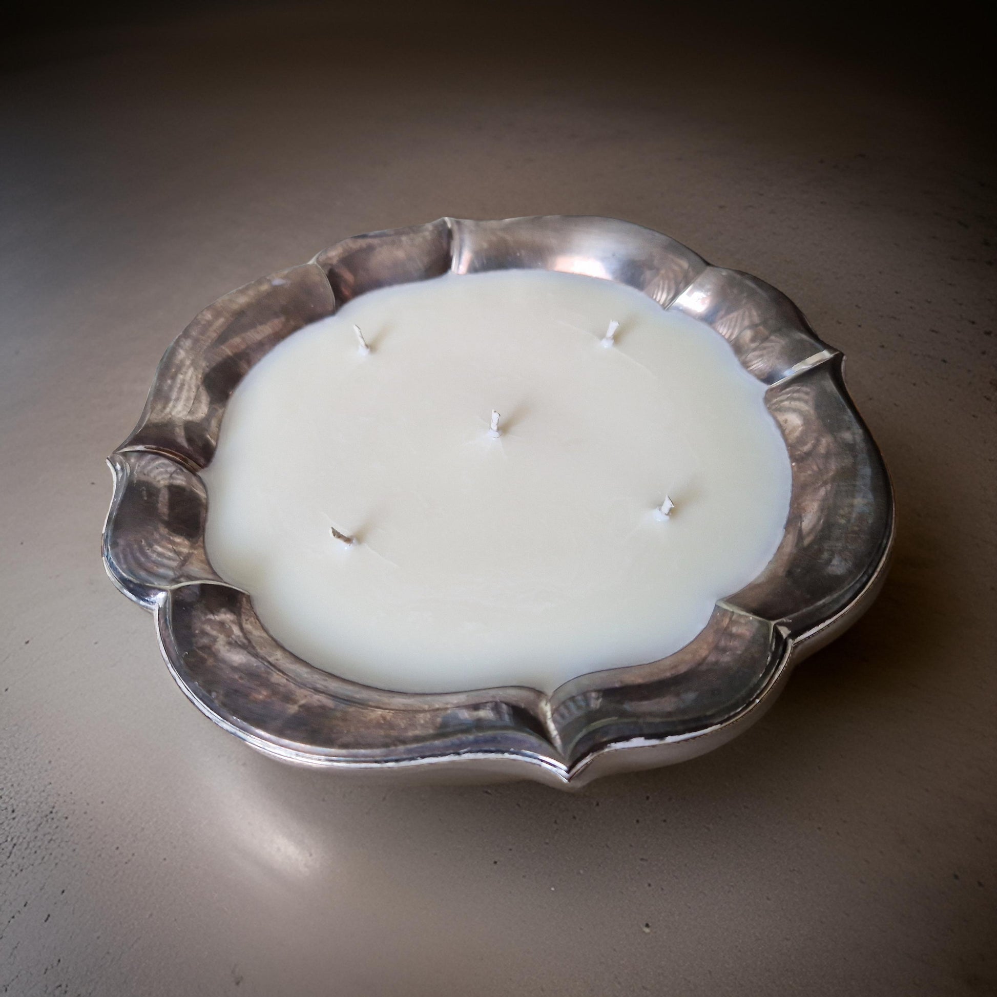 Flower-Shaped Bowl Candle – Vintage Bookshop Scent-4